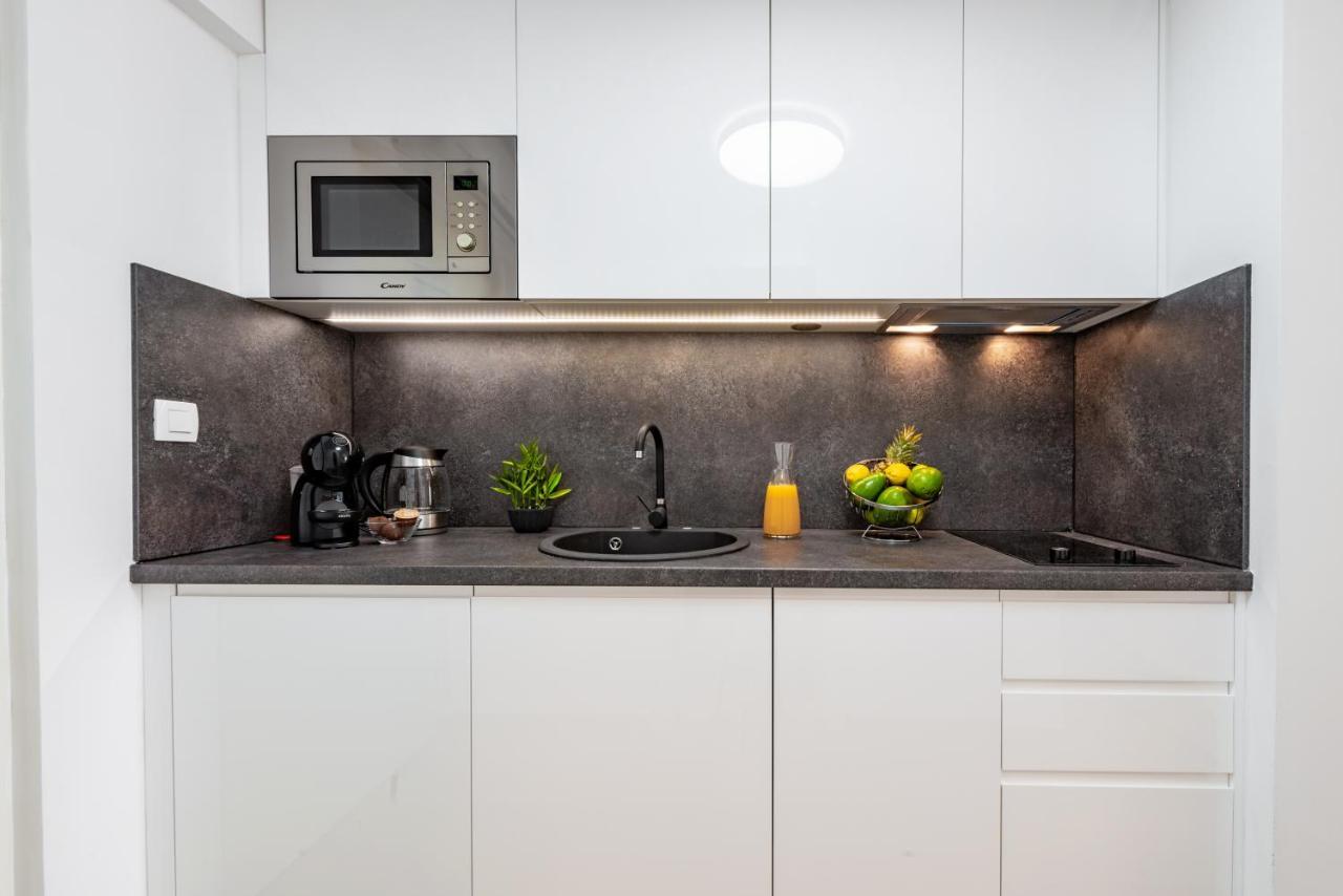 Central Deluxe Studio Apartment ดูบรอฟนิก ภายนอก รูปภาพ